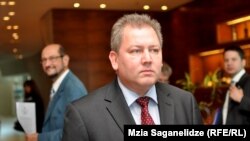 Представитель Европейской народной партии Кшиштоф Лисек был одним из тех европарламентариев, кто подписался под содержащим жесткую критику письмом, направленным премьеру Иванишвили