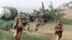 Российские военнослужащие входят в Чечню. Май, 1996 г.