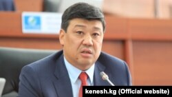 Бакыт Төрөбаев.