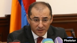 Министр финансов Армении Вардан Арамян (архив)