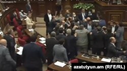 Մայիսի 8-ի ծեծկռտուքը ԱԺ նիստերի դահլիճում