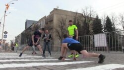 Учасники з 27 країн світу пробігли марафон у Харкові (відео)