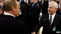 В. Путин ва Р. Гейтс, Мюних, 10-уми феврал баъди анҷоми конфронс