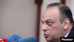 Арман Меликян