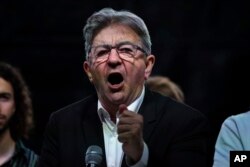 ژان لوک ملانشون از رهبران بلوک چپ شرایطی را برای کناره‌گیری نامزدهای این بلوک در برخی از حوزه های انتخابیه وضع کرده است