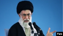 آيت الله علی خامنه ای، رهبر جمهوری اسلامی ايران. عکس از فارس.