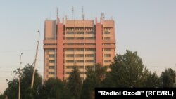 Бинои маҷмааи "Шарқи озод".