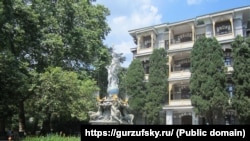 Фонтан в Гурзуфском парке, Южный берег Крыма