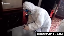 «Գոլդեն Փելես» հյուրանոցը, արխիվ