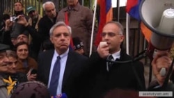 Ամոթանք տվեցին ԱԺ նիստը բոյկոտած պատգամավորներին