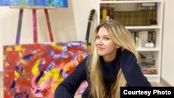 Художниця Марина Барабанова почала писати твори, щоб не боятися висловлювати свої думки