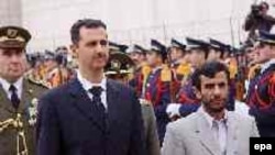 ولید جنبلاط در مقاله خود به بررسی روابط نزدیک ایران و سوریه پرداخته است