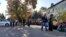 Очередь за визой в посольство Узбекистана в Ашхабаде, ноябрь, 2019 г. 