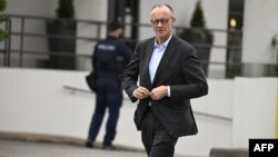 Ֆինլանդիա - Գերմանիայի կանցլեր Ֆրիդրիխ Մերցը ժամանում է Ֆինլանդիայի վարչապետի հետ հանդիպման, Տուրկու, 26-ը մայիսի, 2025թ.