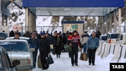 Бизнесмены завозят в республику товар малыми оптовыми партиями, учитывая небольшой рынок сбыта в республике