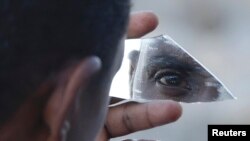 یک پناهجو در مرز ایتالیا و فرانسه