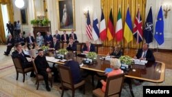 Палітычныя лідэры бяруць удзел у перамовах наконт міру ва Ўкраіне ў Белым доме 