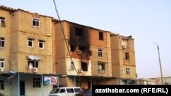 Ýazgulyýew: "Jaýlary-öýleri weýran bolan adamlar wagtlaýyn umumyýaşaýyş jaýlaryna ýa haýsydyr bir wagtlaýyn öýe ýerleşdirilipdir".