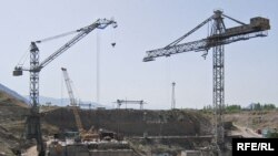 Камбар-Ата ГЭСинин курулушу.