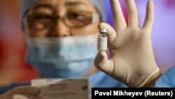 Алматыдагы медицина кызматкери, 27-апрель 2021-жыл. 