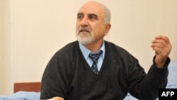 ԱԻՄ նախագահ Պարույր Հայրիկյանը հիվանդանոցում, արխիվ