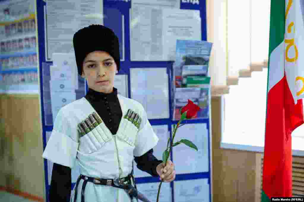 Харжамашка баьхкина зударий декъалбеш, зезагаш кхийдадора.