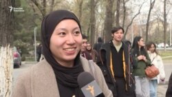 "Талапкерди акысыз колдоого болбойт". Шайлоого үгүт башталды