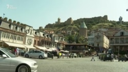 "Оьрсий чIога беза, амма ца веза тхан президент"