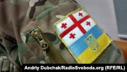 Шеврон бійця батальйону «Донбас» у нинішній війні України з Росією