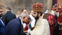 Վարչապետը մասնակցեց կարգալույծ հռչակված քահանայի՝ Մայր Աթոռի կողմից անօրինական ճանաչված պատարագին. ինչ կատարվեց Հովհաննավանքում
