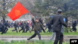 Бишкек шаары, 7-апрель, 2010-жыл  