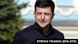 Володимир Зеленський хотів, щоб інавгурацію призначили на 19 травня, депутати проголосували за 20 травня