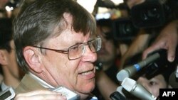 اولی هونین، بازرس ارشد آژانس بین المللی انرژی اتمی برای سفر به کره شمالی وارد پکن شد.