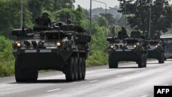 Колонна бронетехники Королевской армии Таиланда движется к границе с Камбоджей. 24 июля 2025 года