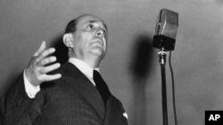 Չեխոսլովակիայի արտգործնախարար Յան Մասարիկի մահը, ում դին 77 տարի առաջ հայտնաբերվել էր նախարարության լոգարանի պատուհանից ընկնելուց հետո, բուռն շահարկումների և անպատասխան հարցերի թեմա է մնում: