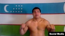 O‘zbek bokschisi Ahror Muralimov AQShda o‘ta og‘ir vazndagi WBA/NABA yo‘nalishi bo‘yicha chempion.