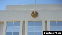 Акимат Мангистауской области. Актау, 2 июня 2011 года.  