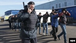 Кейинги йил ичида Россияда ўзбекистонлик муҳожирларни депортация қилиш ҳолатлари кескин кўпайди.