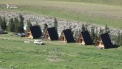 Ат-Башы: Босогонун көркүн ачкан конок үйлөр