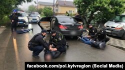 Раніше Міністерство внутрішніх справ повідомило про затримання 21 ймовірного причетного до подій у Броварах