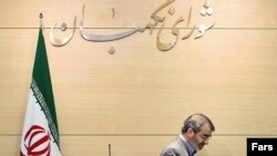 تفسیر شورای نگهبان از شرایط نامزدهای انتخابات ریاست‌جمهوری پس از ابلاغ سیاست‌های کلی انتخابات از سوی رهبر ایران انجام شده است.