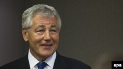 چاک هیگل ۶۶ ساله از نظامیان سابق آمریکا در جنگ ویتنام و سناتور پیشین ایالت نبراسکا است.