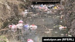 Պատկան մարմինները տարիներ շարունակ չեն լուծում բնակիչներին հուսահատության եզրին հասցրած այս խնդիրը  