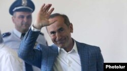 Второй президент Армении Роберт Кочарян в суде, Ереван, 15 мая 2019 г. 