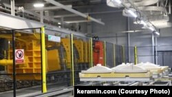 Вясной 2024 году на прадпрыемстве «Керамін» пачалі вытворчасьць санітарна-керамічных вырабаў. Ілюстрацыйнае фота