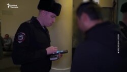 "Күйөөм сакалы үчүн депортацияланды". "Крокустагы" терактка бир жыл
