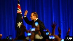 تونی ابوت، رهبر حزب محافظه‌کار و نخست‌وزیر منتخب