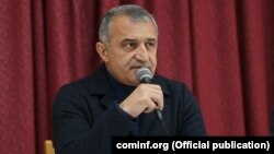 Анатолий Бибилов на встрече с жителями Знаурского района