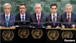 БҰҰ Бас Ассамблеясының 80-сессиясында сөйлеген Орталық Азия елдері президенттері суреттерінен коллаж