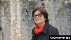 Изида Чаниа